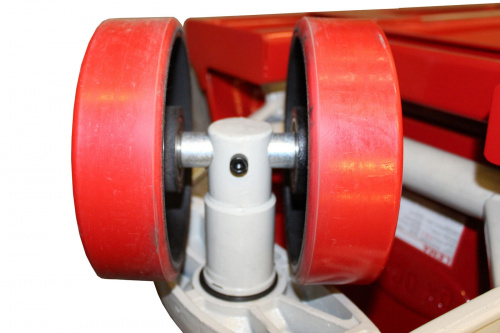 LM 25 III 1300x550
